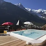 Hotel Park Suisse & 4*
